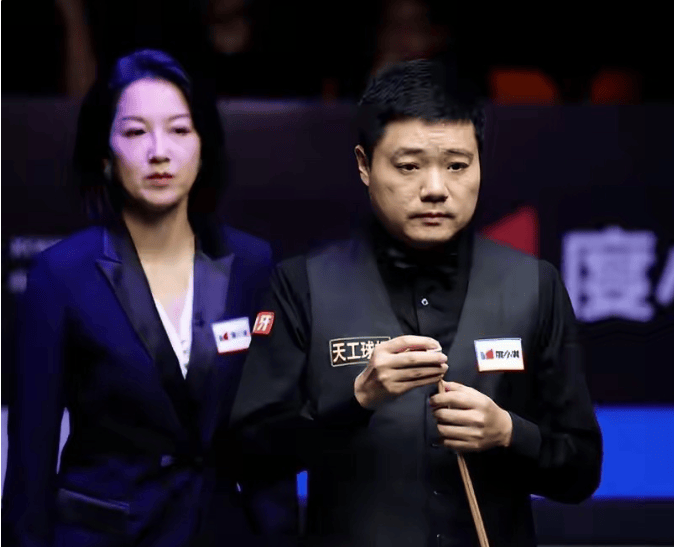 而墨菲同样 而墨菲同样